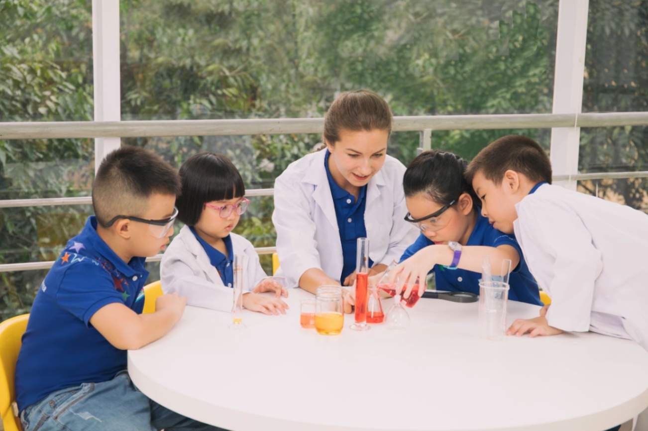 Trung tâm tiếng Anh Apollo lâu đời nhất tại Việt Nam